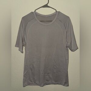 Lululemon T Shirt